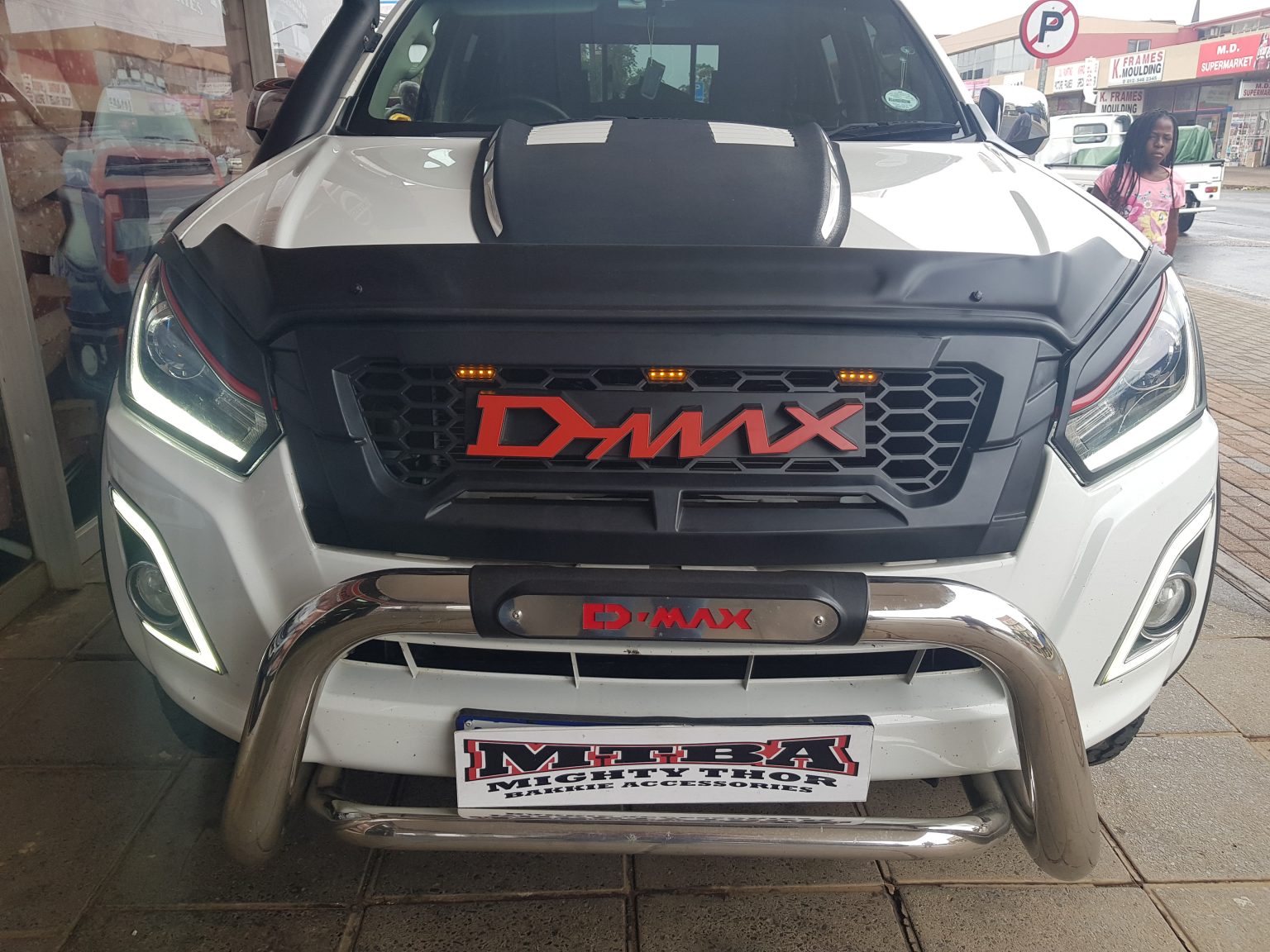 Isuzu DMax 20162021 aftermarket grill (led) Mighty Thor Bakkie