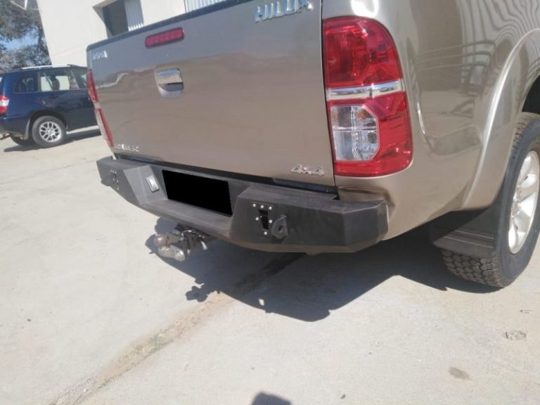 V2 rear bumper replacement suitable for Toyota Hilux D4D (towbar