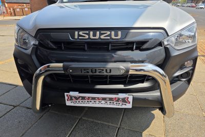 Isuzu D-Max 2018-2025 Nudge Bar (S/S) 1600098T