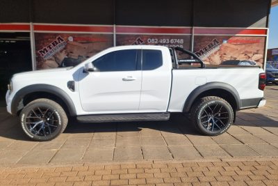 Ford Ranger 2023+ Wheel arches V1 (XLT) NO PDC WORS