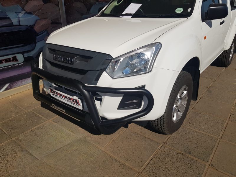 Isuzu D-Max 2013-2021 Tri Bumper (Black) BS1600061