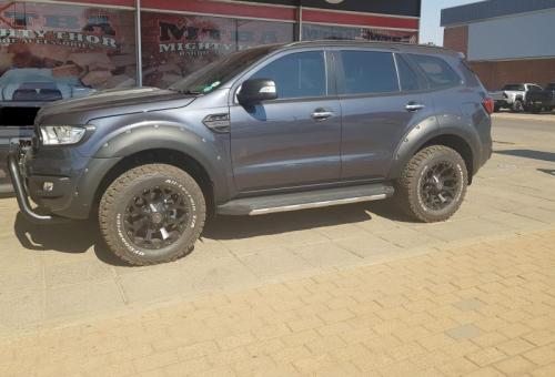 Ford Everest