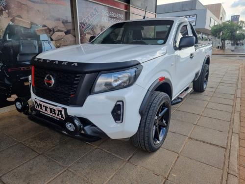 Fender flares red insert, led fog light covers, headlamp covers, hella spots - NISSAN NAVARA D23 h