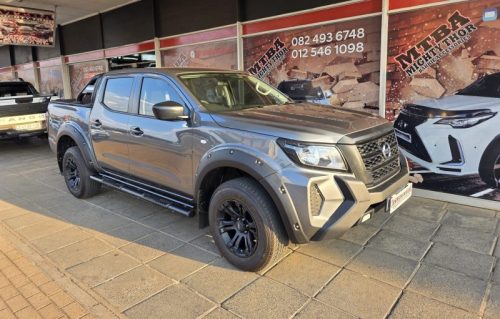 Fender flares studded, side steps black - navara d23 2021