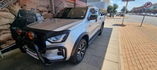 Grill gaurd, hella spots, bonnet guard, fender flares slimline - Isuzu Gen 7