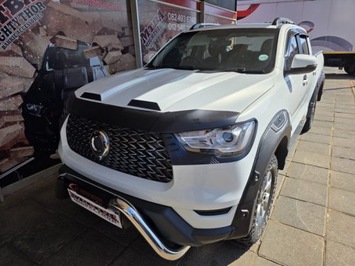 Gwm P-Series - Nudge bar SS, roof rails, studded wheel arches, bonnet scoop, bonnet guard.