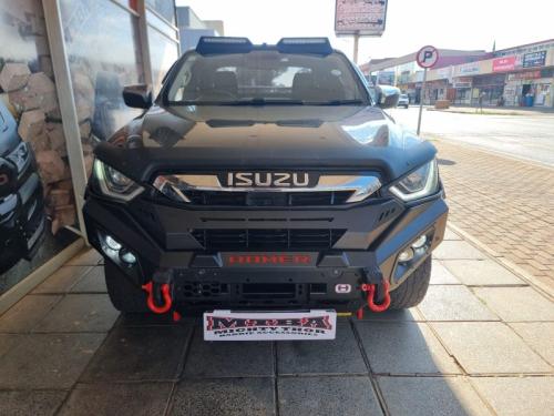 Hamer king series front bumper, roof lights - Isuzu D-Max Gen 7