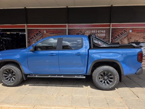 Side step black, Armando Dark Gear roll bar - Amarok Next Gen