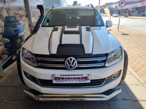 Snorkel, front styling bar chrome, bonnet scoop V4, studded wheel arches, roofrails - Amarok (1)