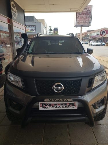 Snorkel, nudge bar black, roof rails - Nissan Navara_1
