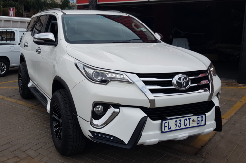 Toyota Fortuner 2015+