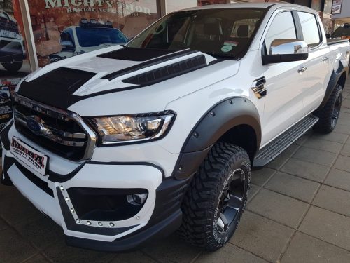 THUNDER-bumper-mega-bonnet-scoop-fender-flares-studded-V2-Ford-Ranger-T8